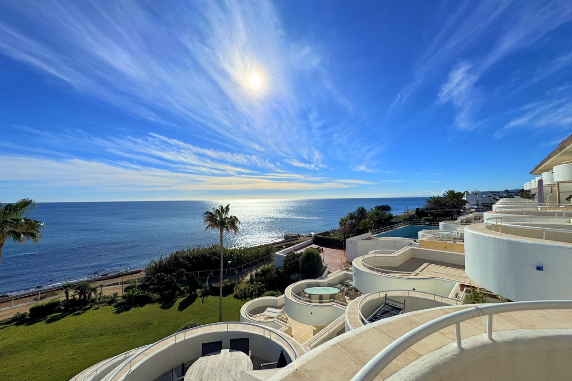 Resale - Apartment - Penthouse Duplex - Estepona - Estepona Centro