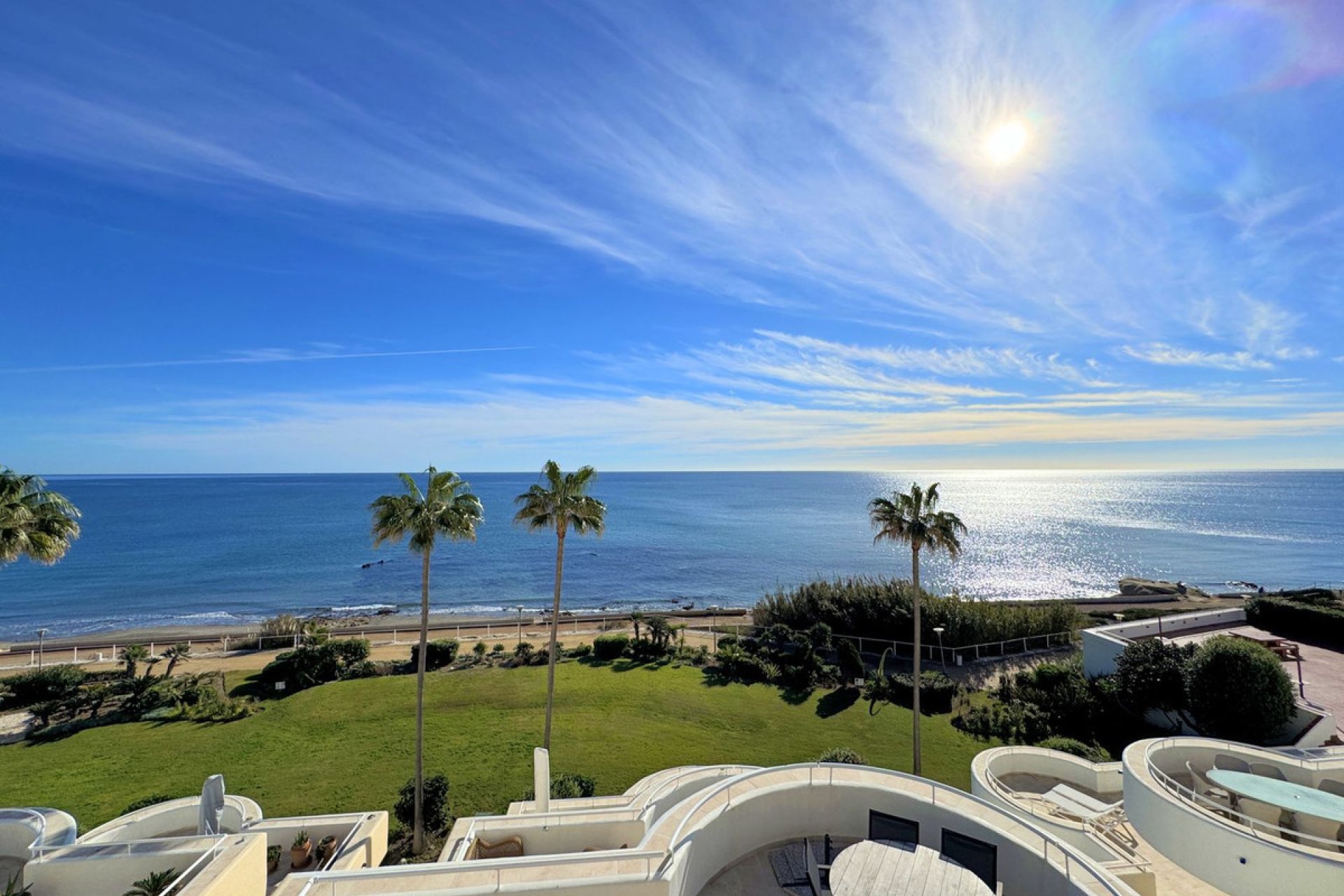 Resale - Apartment - Penthouse Duplex - Estepona - Estepona Centro