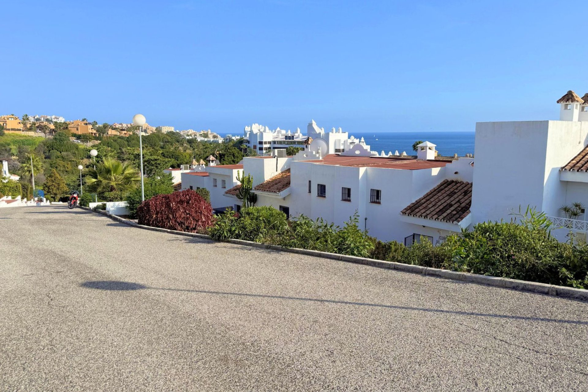 Resale - Apartment - Penthouse Duplex - Estepona - Estepona Centro