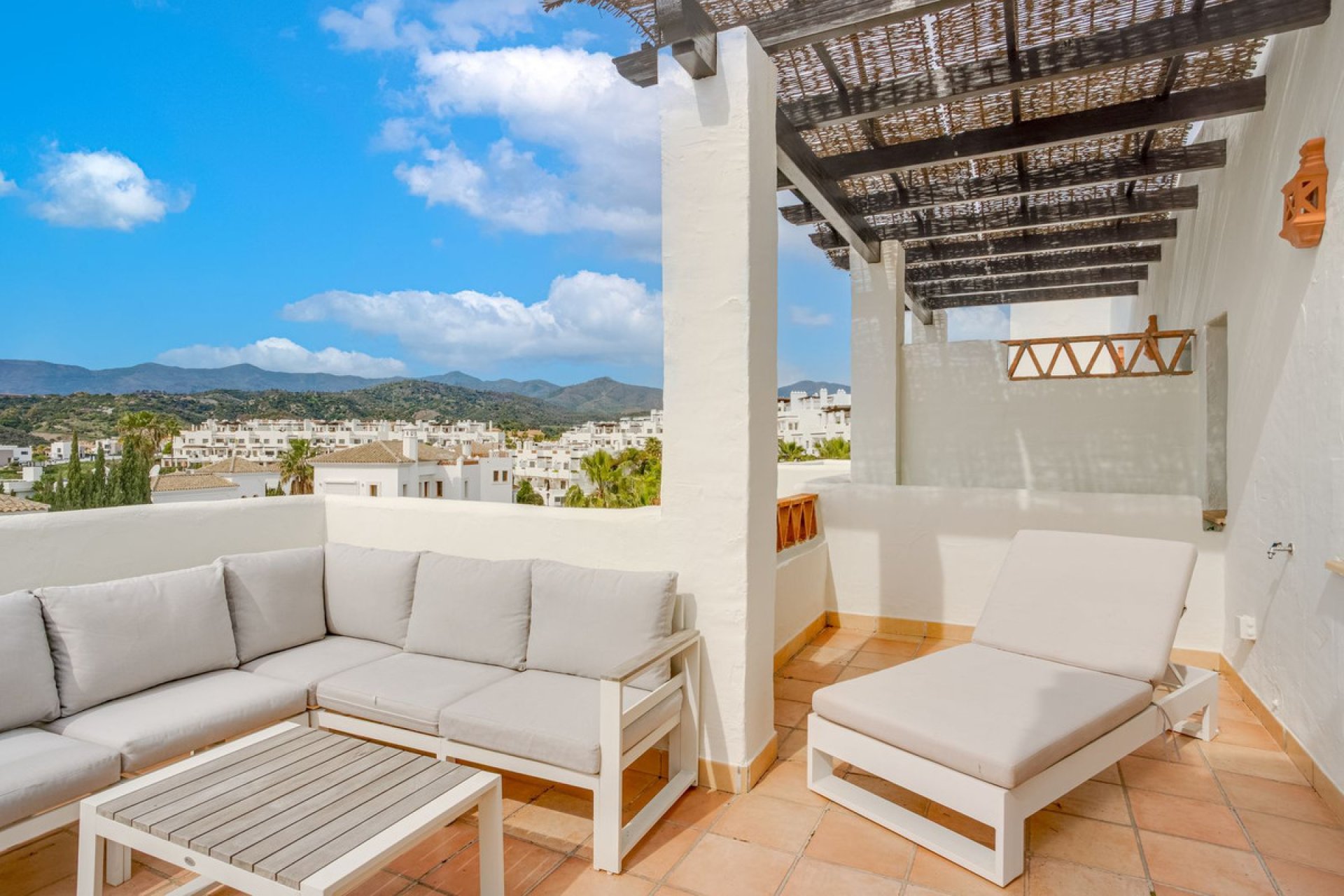 Resale - Apartment - Penthouse Duplex - Estepona - Estepona Centro