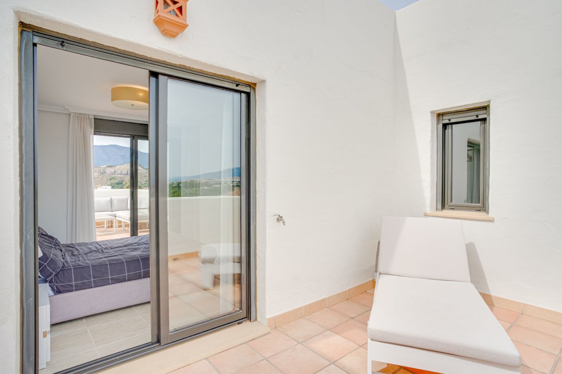 Resale - Apartment - Penthouse Duplex - Estepona - Estepona Centro