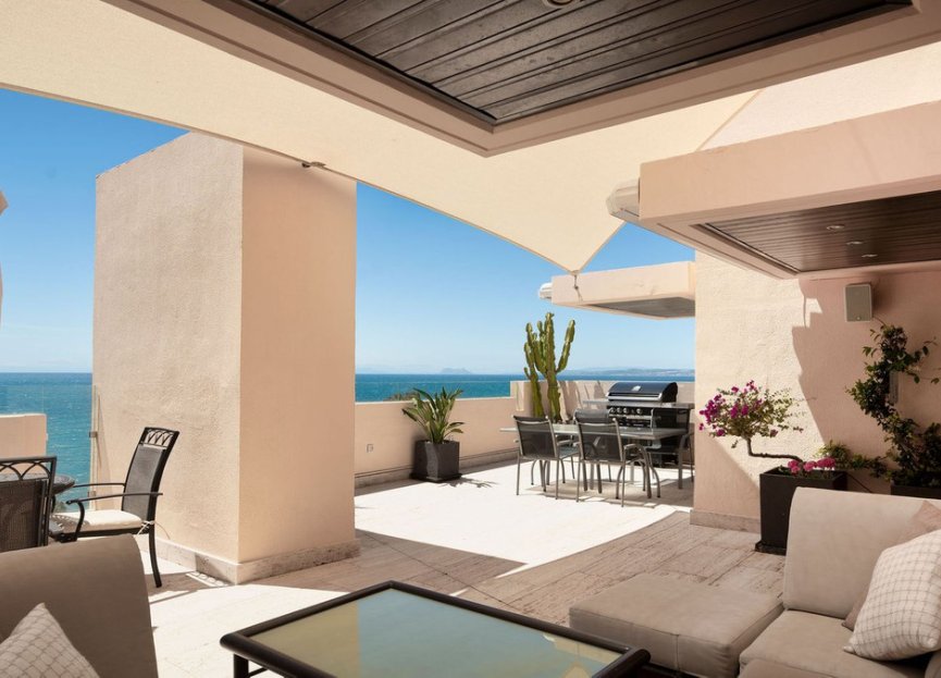 Resale - Apartment - Penthouse Duplex - Estepona - Estepona Centro