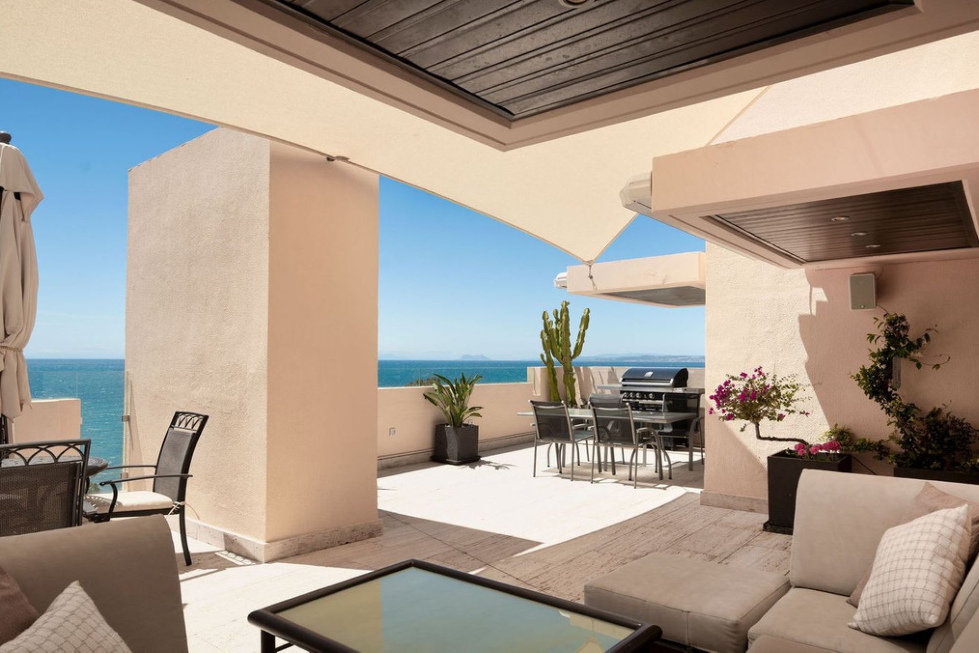 Resale - Apartment - Penthouse Duplex - Estepona - Estepona Centro