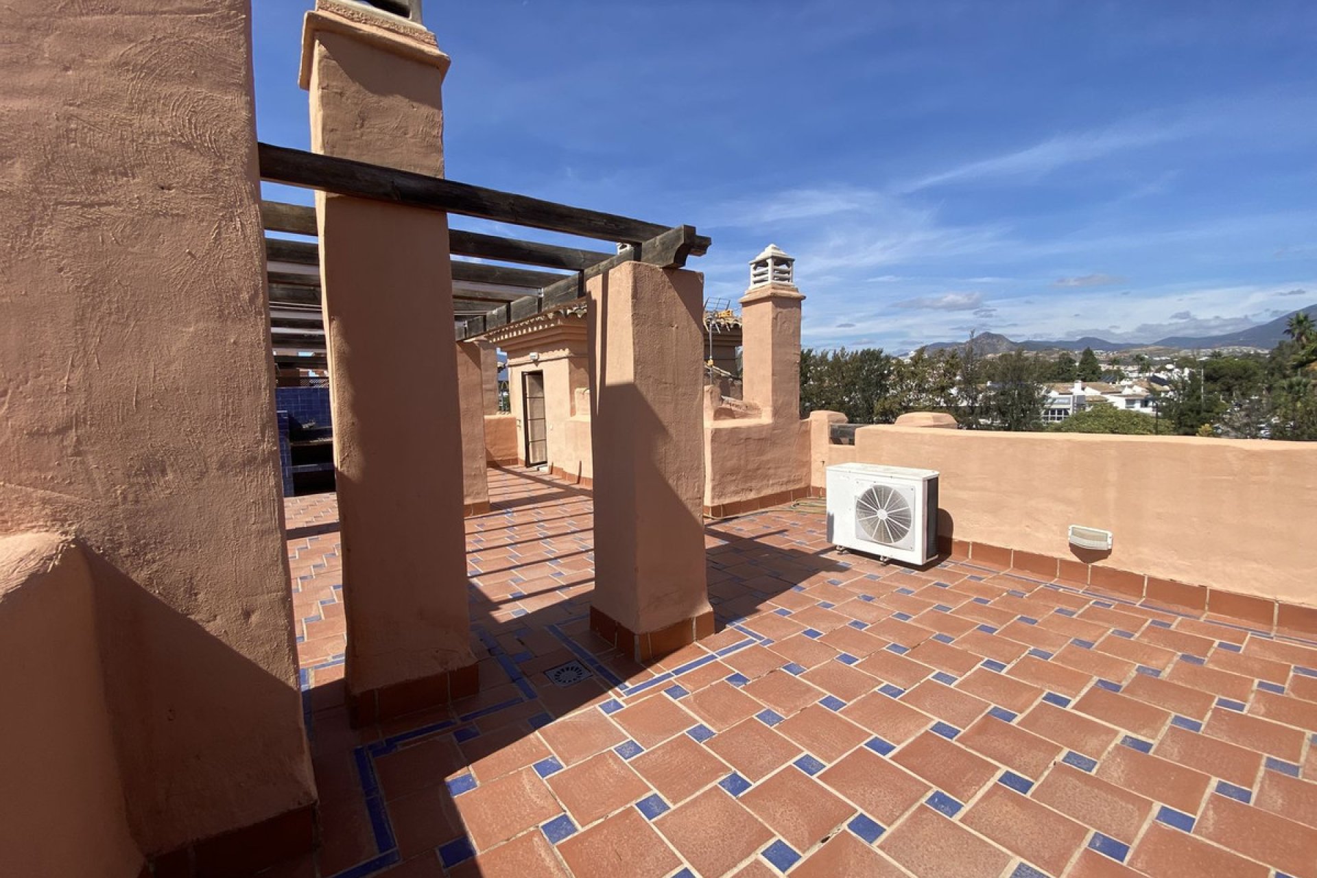 Resale - Apartment - Penthouse Duplex - Estepona - Hacienda del Sol