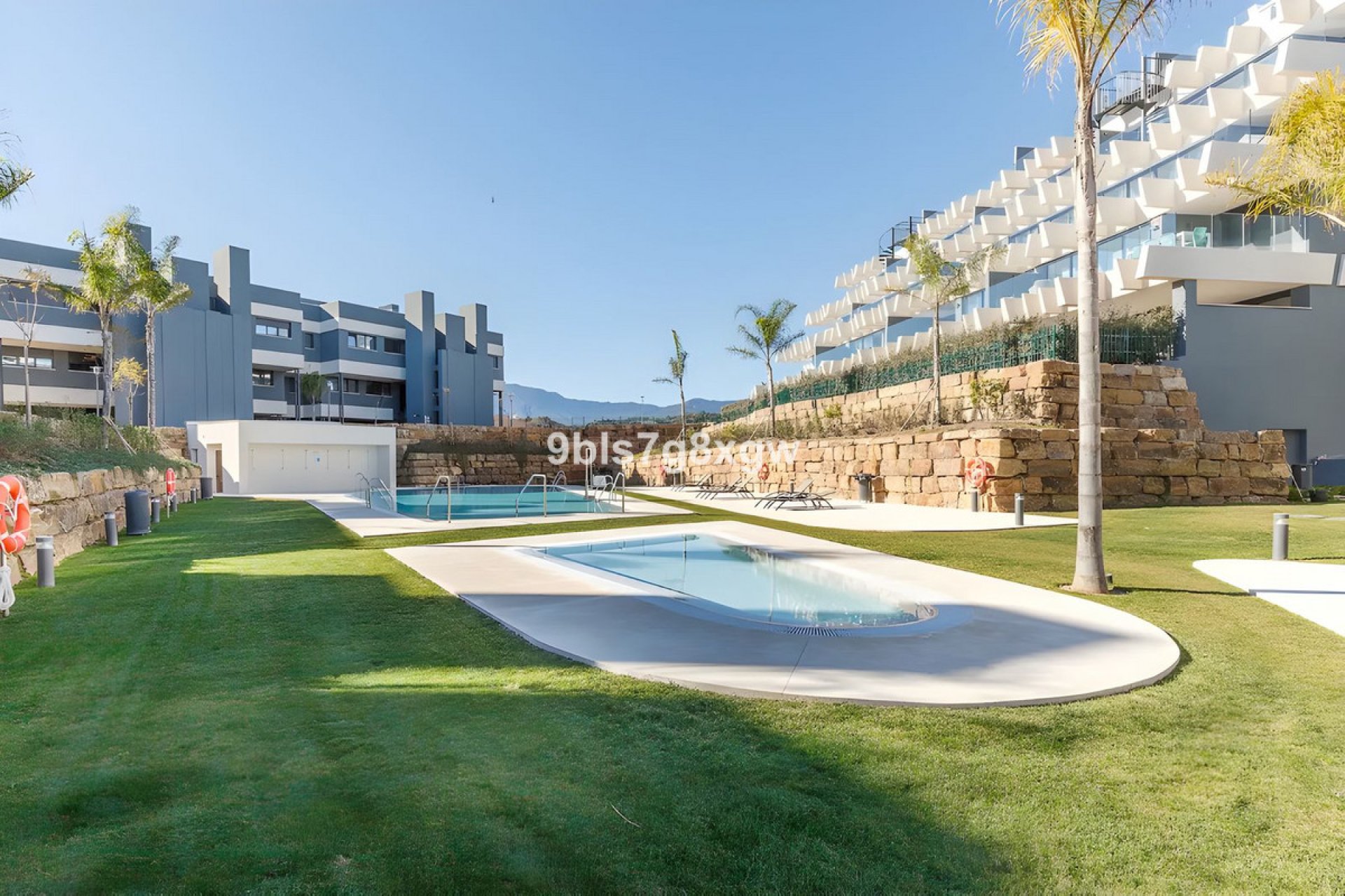 Resale - Apartment - Penthouse Duplex - Estepona - New Golden Mile