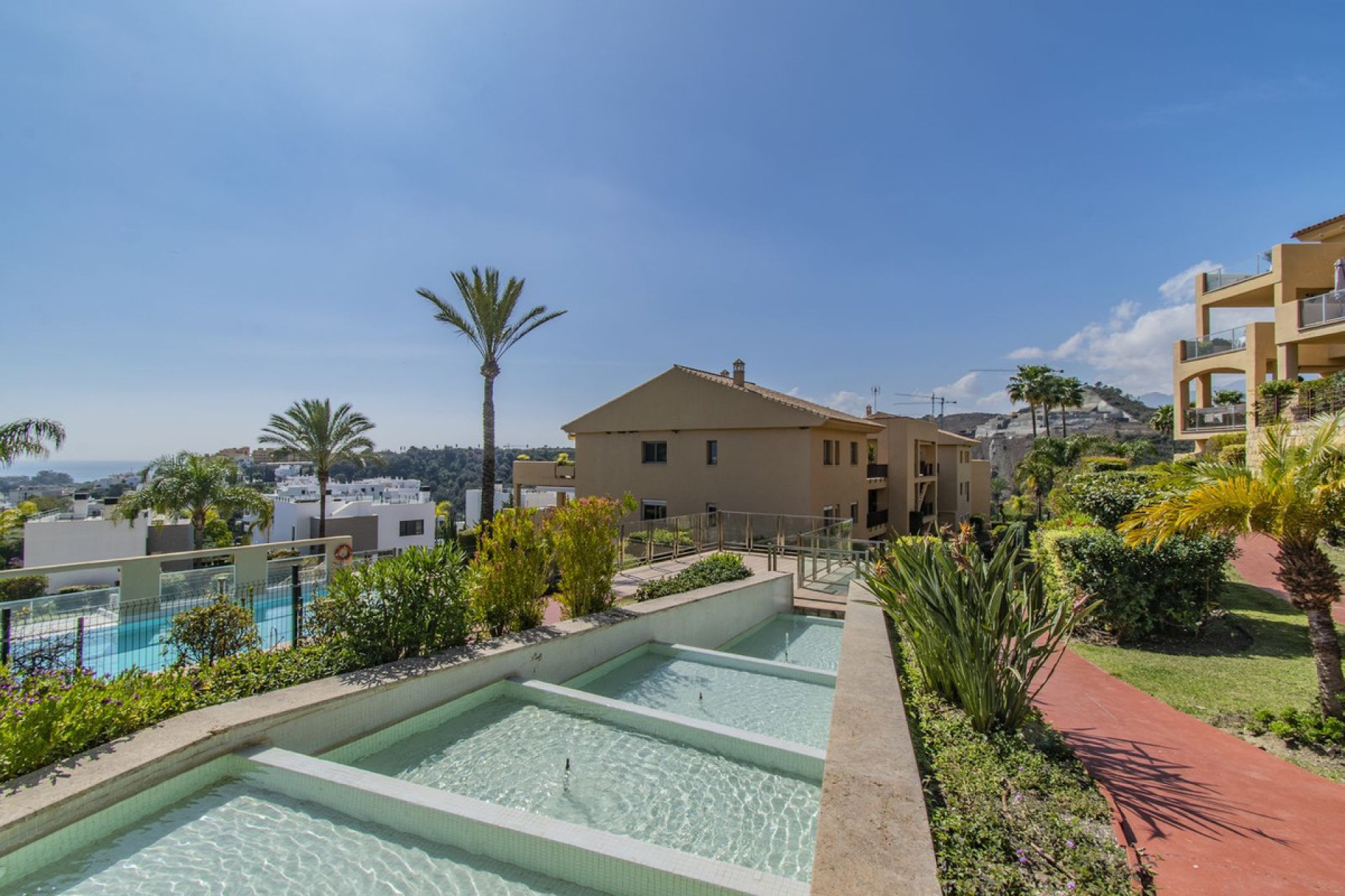 Resale - Apartment - Penthouse Duplex - Estepona - Selwo