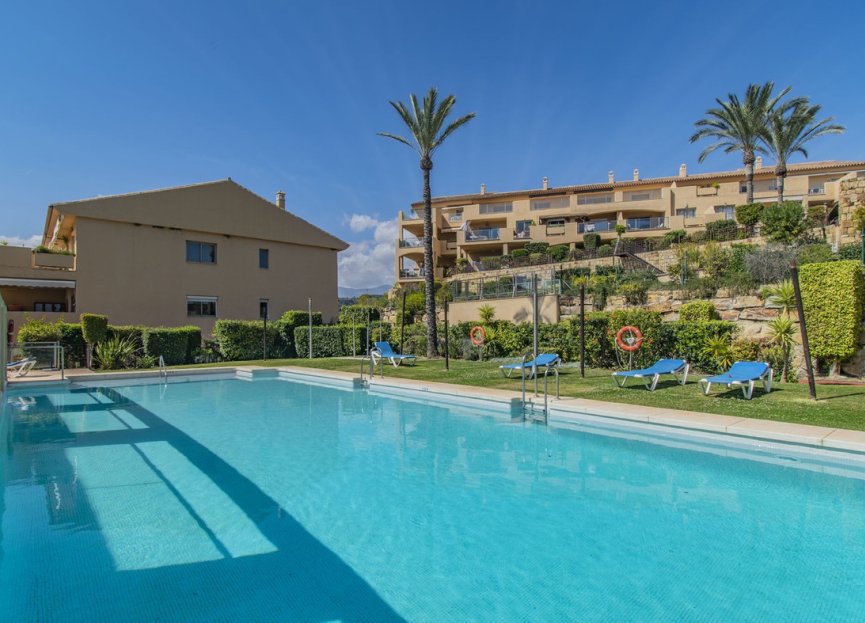 Resale - Apartment - Penthouse Duplex - Estepona - Selwo