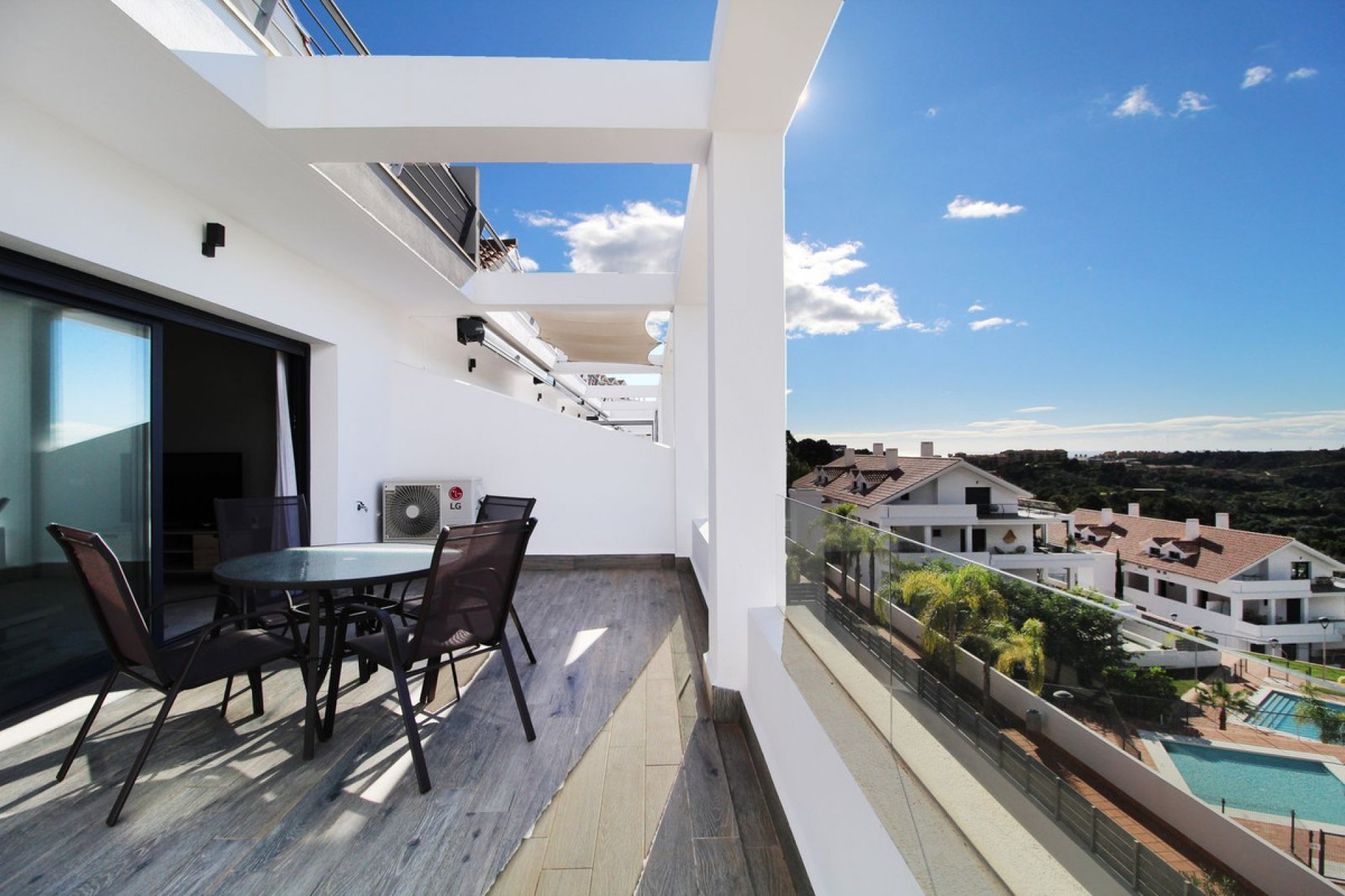 Resale - Apartment - Penthouse Duplex - Estepona - Selwo