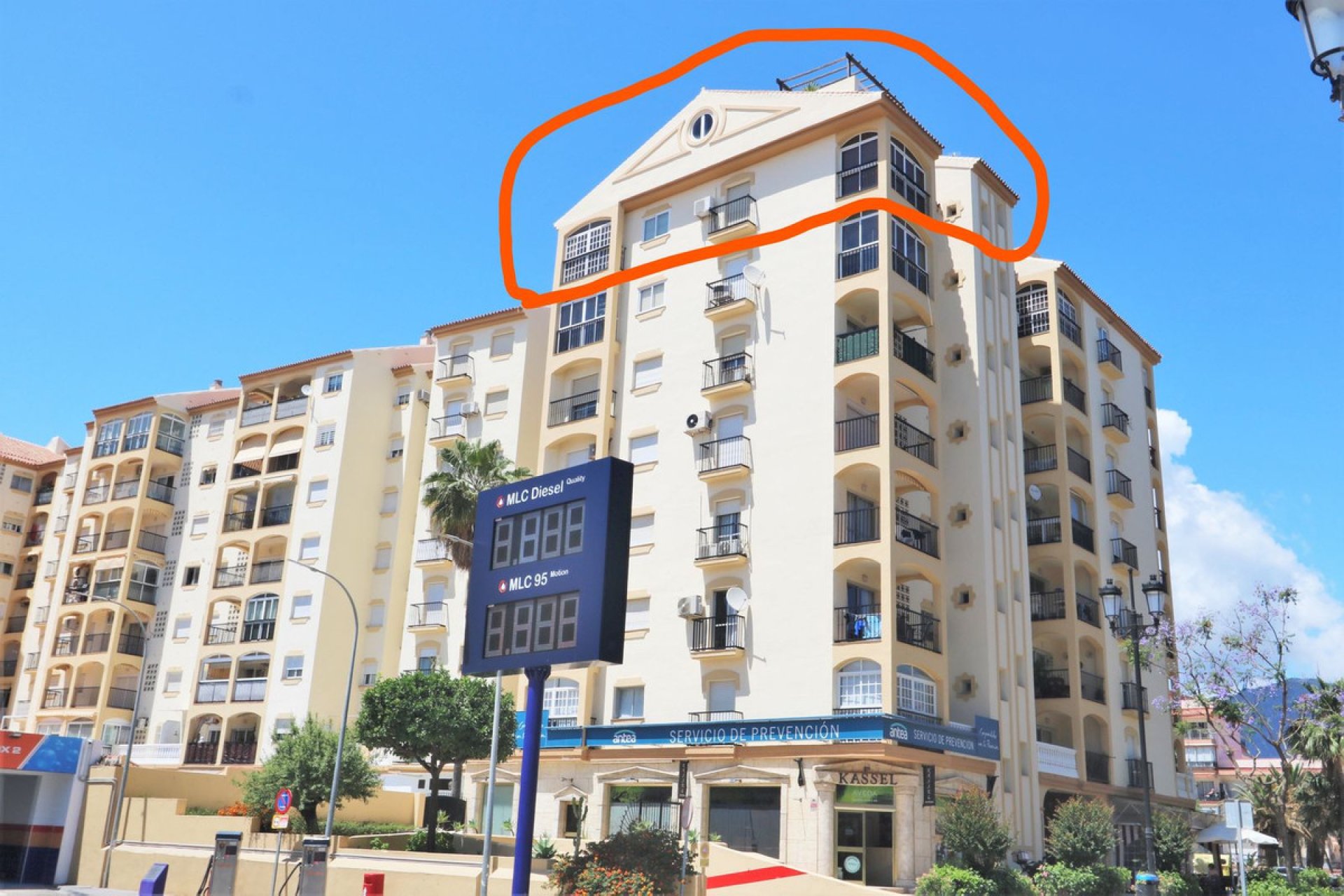 Resale - Apartment - Penthouse Duplex - Fuengirola - Fuengirola Centro