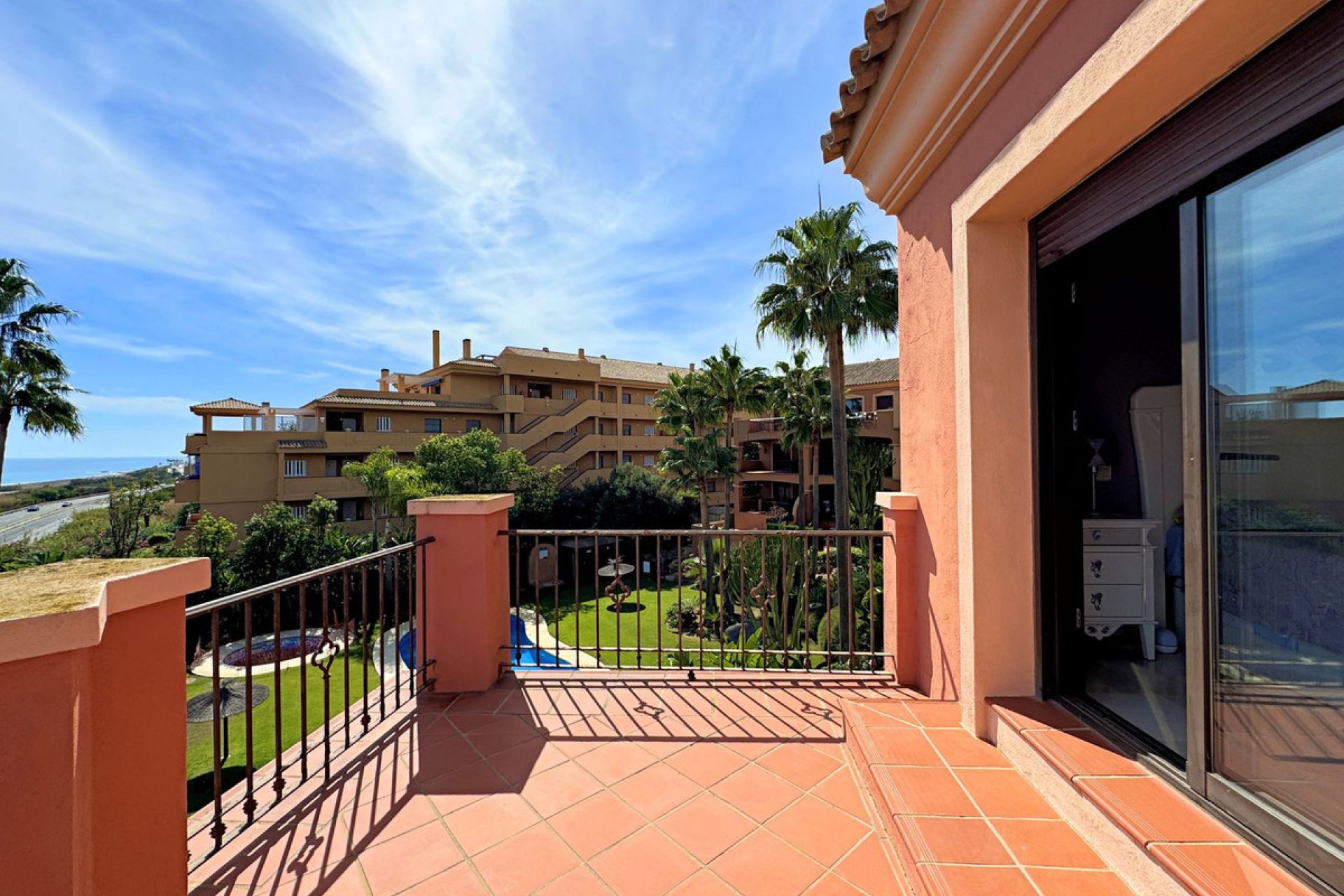 Resale - Apartment - Penthouse Duplex - Manilva - La Duquesa