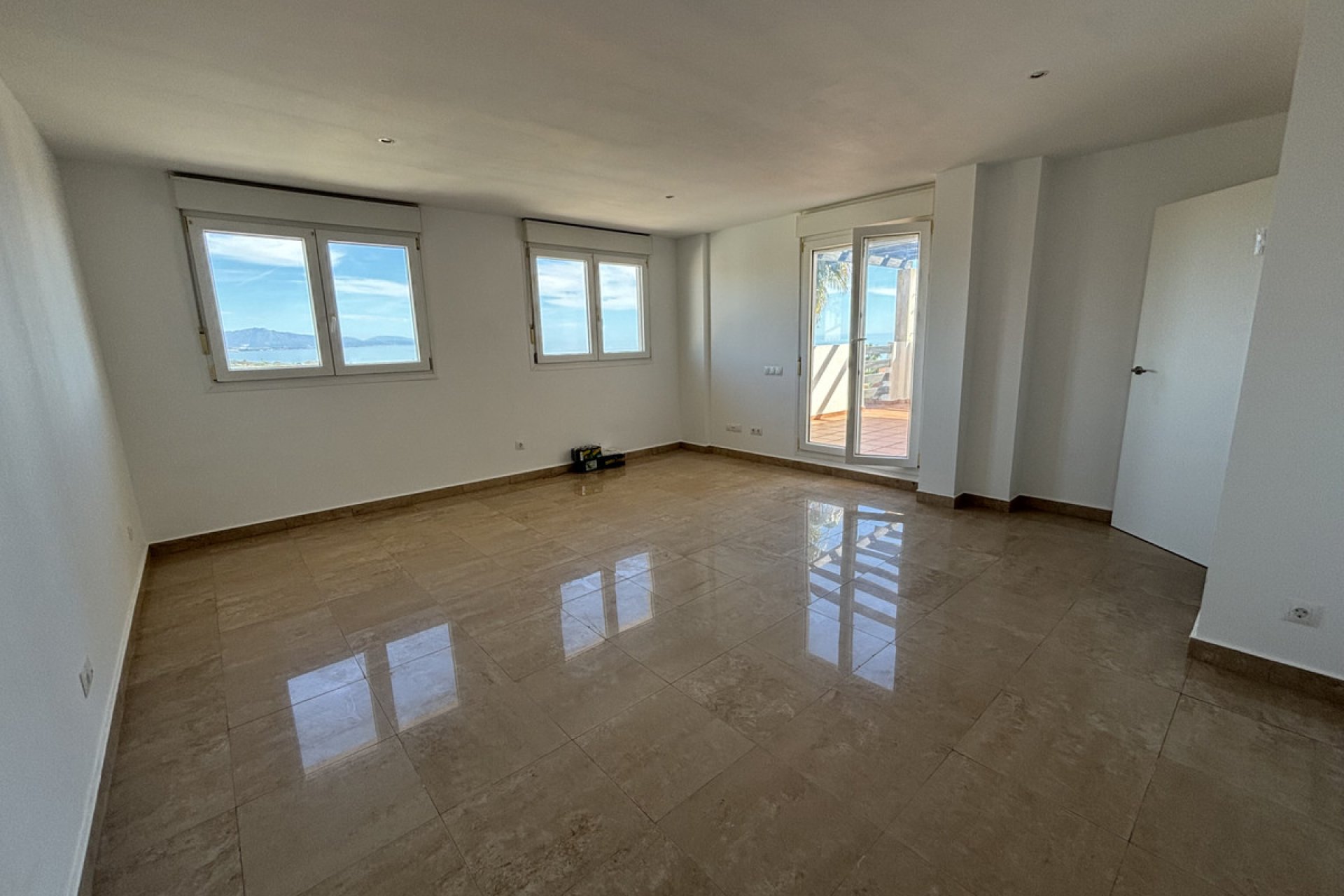 Resale - Apartment - Penthouse Duplex - Manilva - La Duquesa