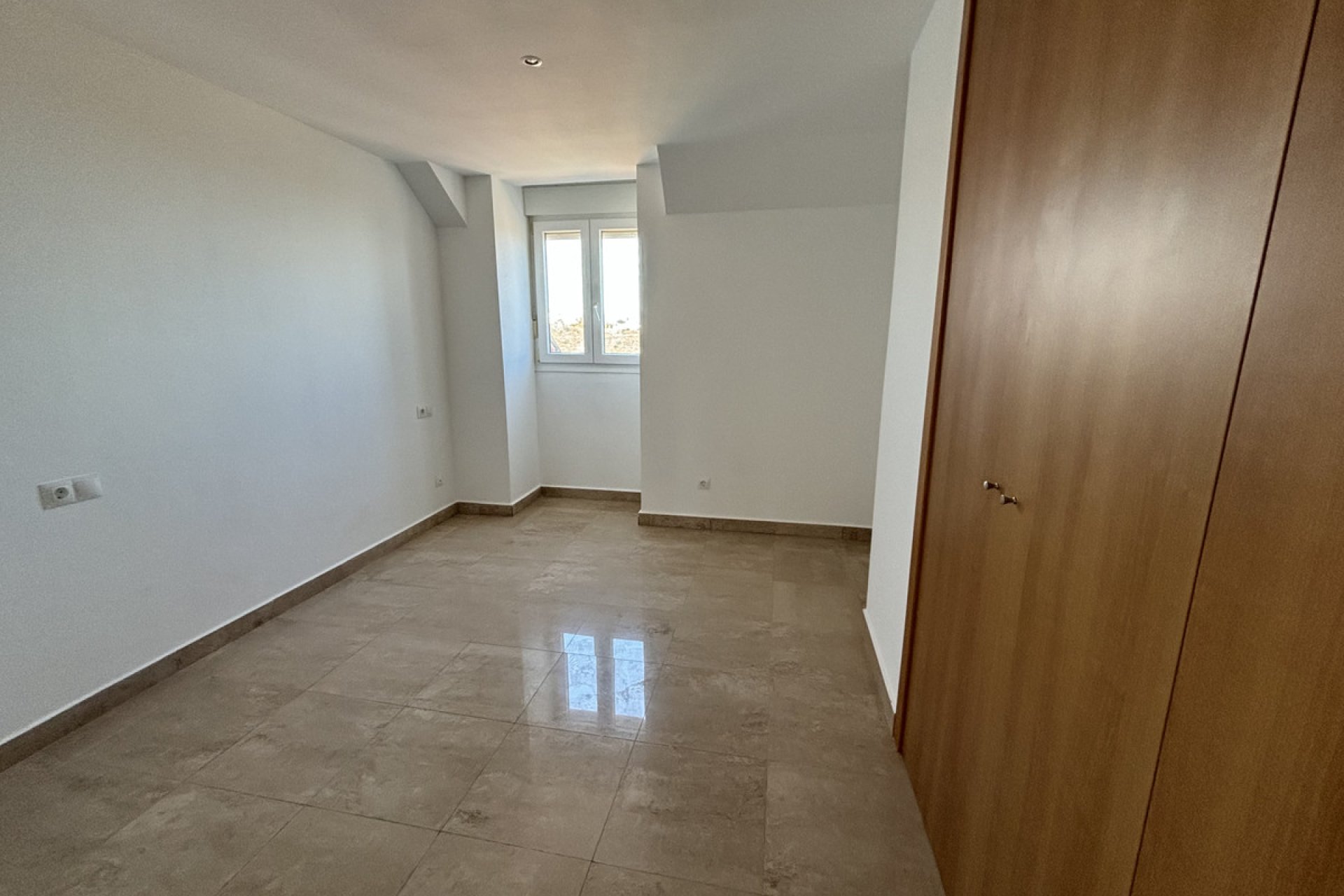 Resale - Apartment - Penthouse Duplex - Manilva - La Duquesa