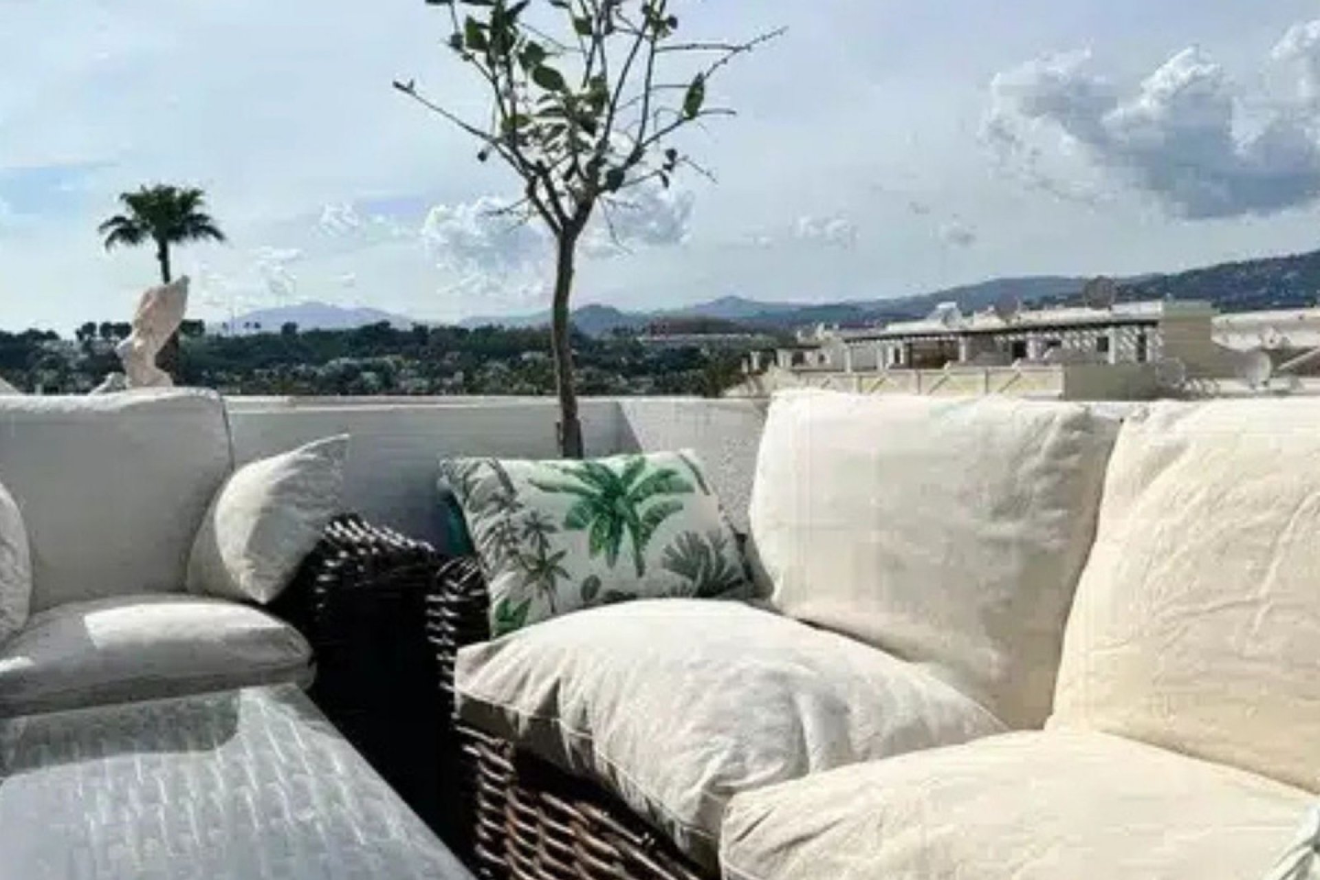 Resale - Apartment - Penthouse Duplex - Marbella - Aloha