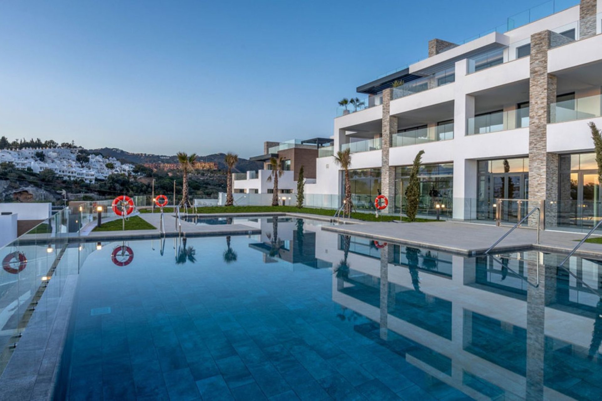 Resale - Apartment - Penthouse Duplex - Marbella - Cabopino