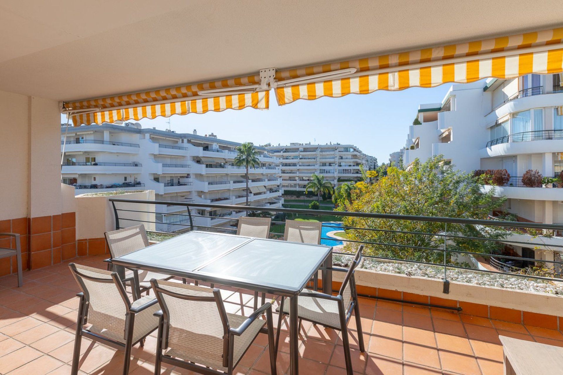 Resale - Apartment - Penthouse Duplex - Marbella - Guadalmina Alta