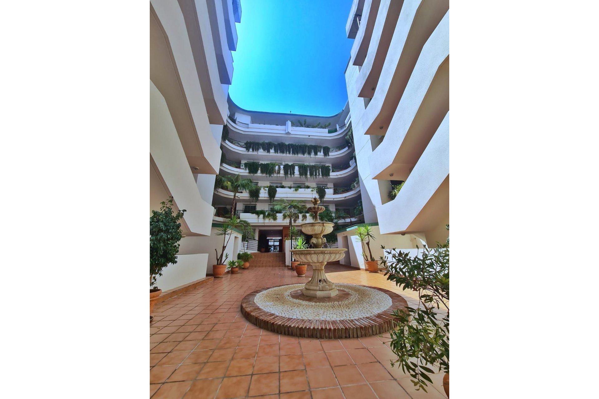 Resale - Apartment - Penthouse Duplex - Marbella - Guadalmina Alta