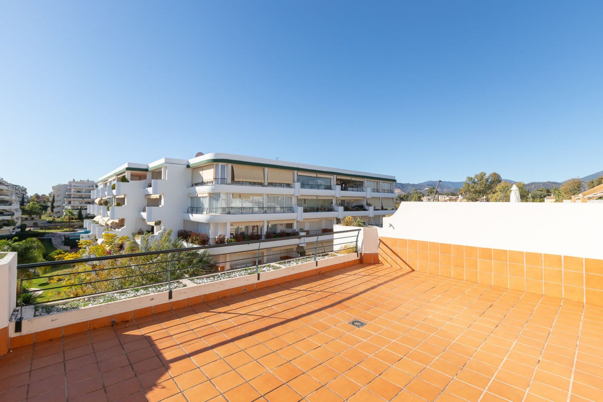 Resale - Apartment - Penthouse Duplex - Marbella - Guadalmina Alta