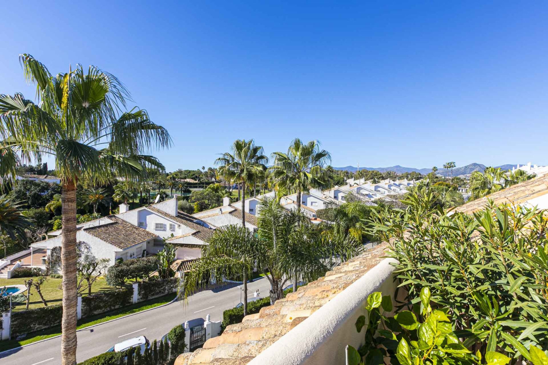 Resale - Apartment - Penthouse Duplex - Marbella - Guadalmina Baja