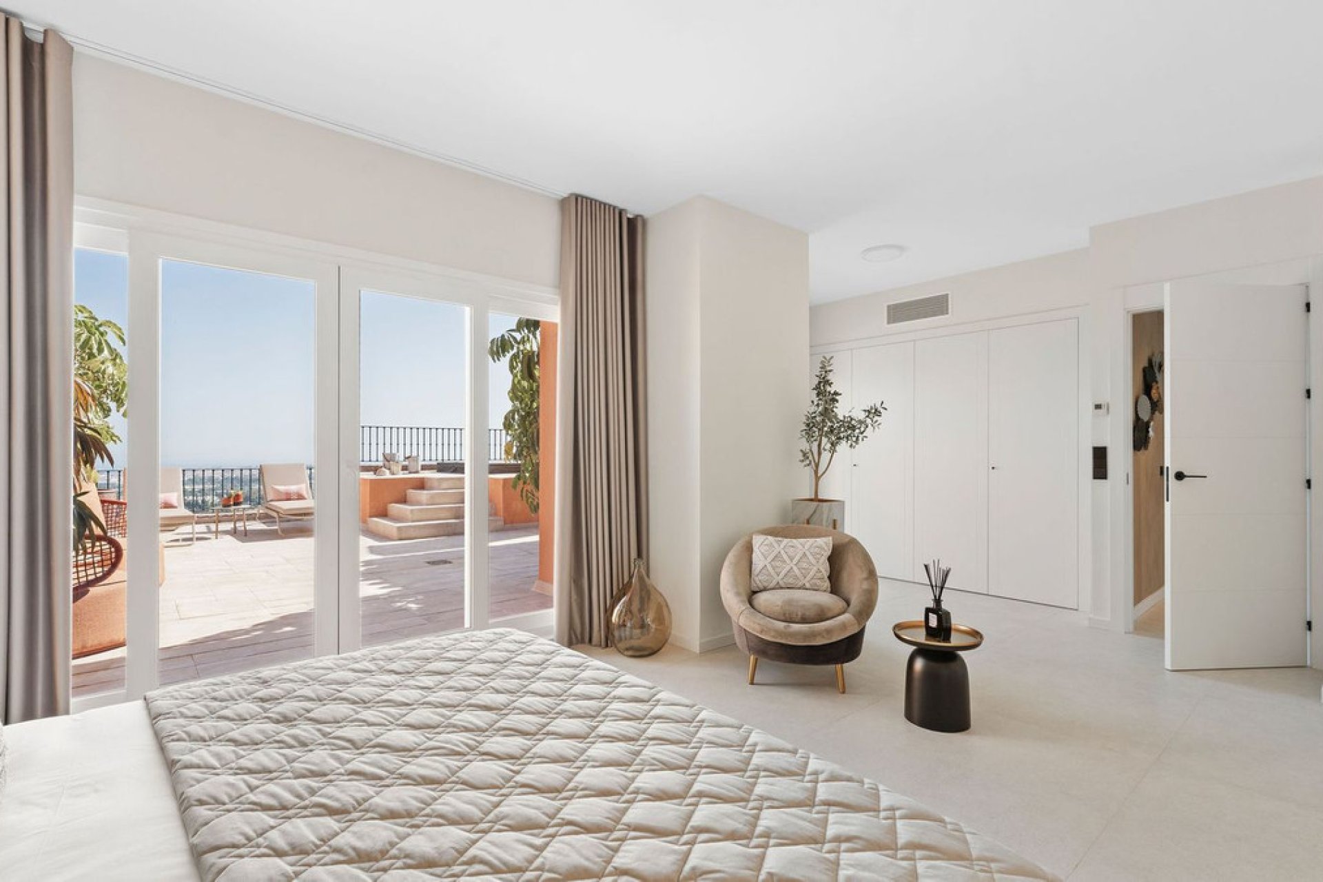 Resale - Apartment - Penthouse Duplex - Marbella - Nueva Andalucia