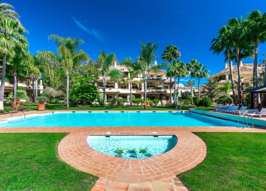 Resale - Apartment - Penthouse Duplex - Marbella - Nueva Andalucia