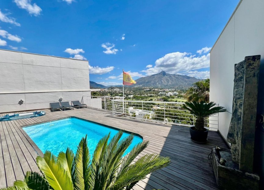 Resale - Apartment - Penthouse Duplex - Marbella - Nueva Andalucia