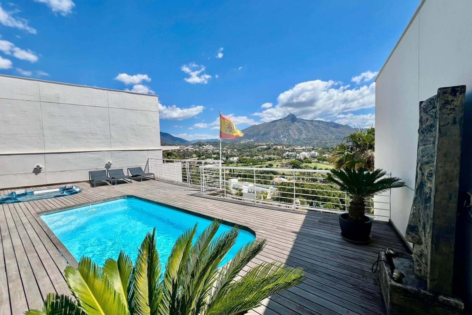 Resale - Apartment - Penthouse Duplex - Marbella - Nueva Andalucia