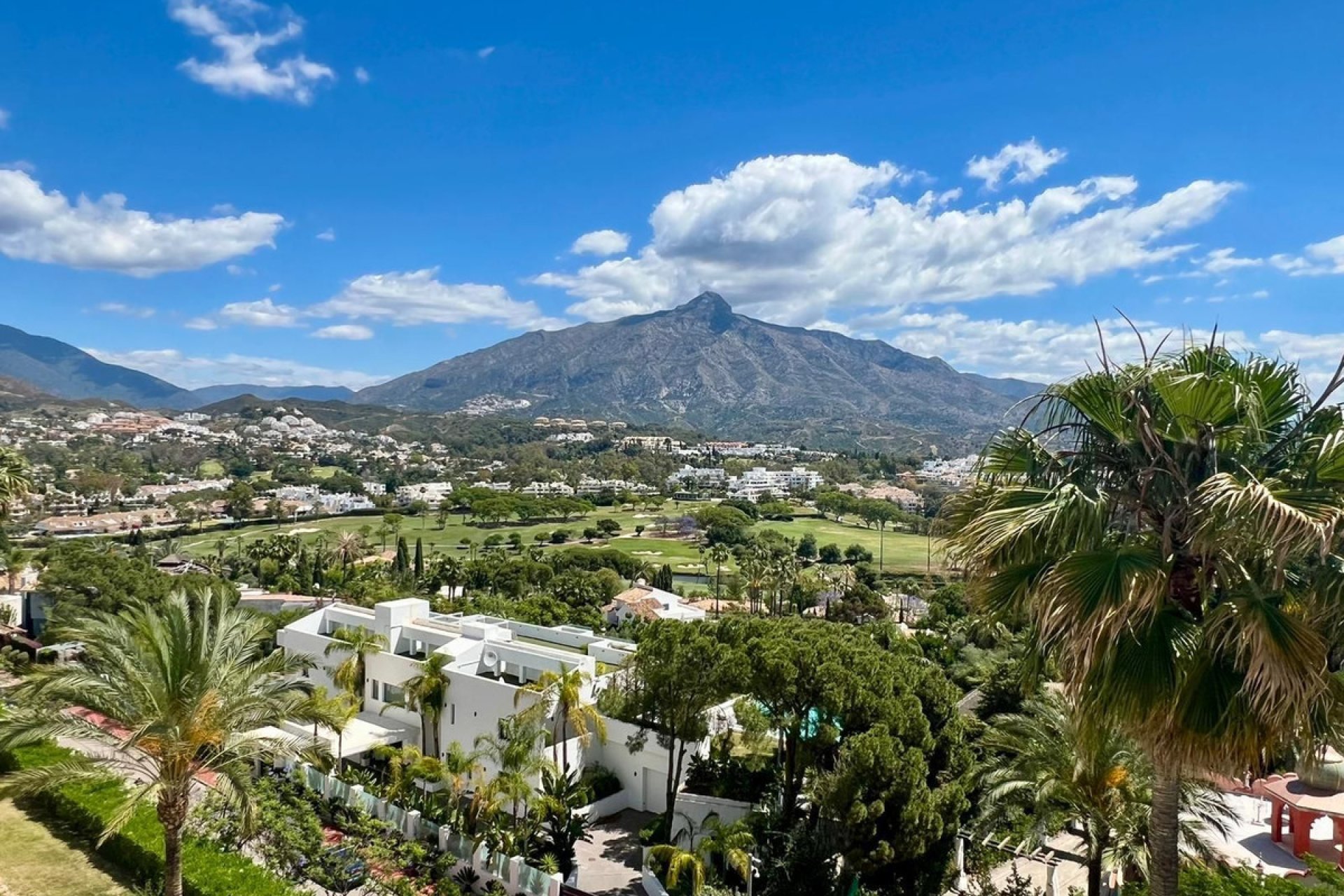 Resale - Apartment - Penthouse Duplex - Marbella - Nueva Andalucia