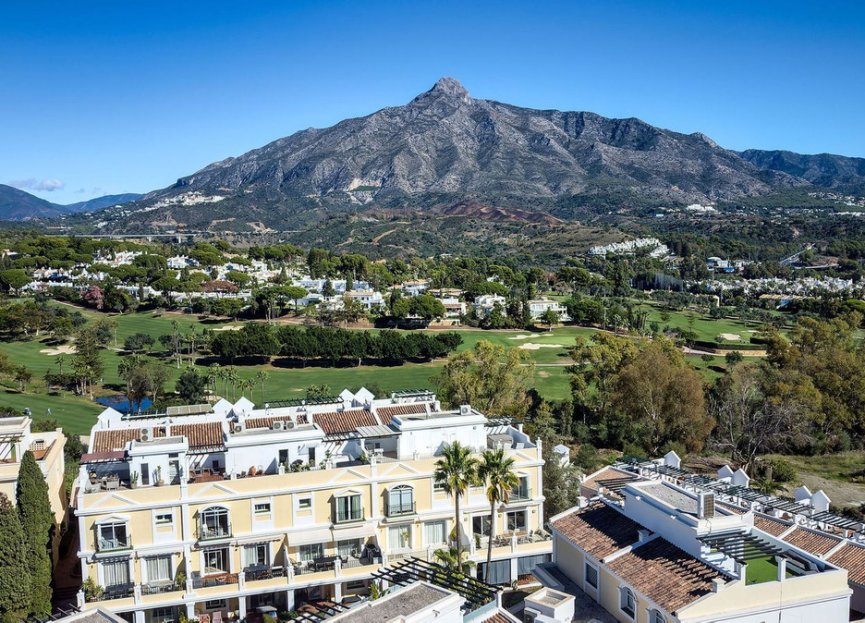 Resale - Apartment - Penthouse Duplex - Marbella - Nueva Andalucia