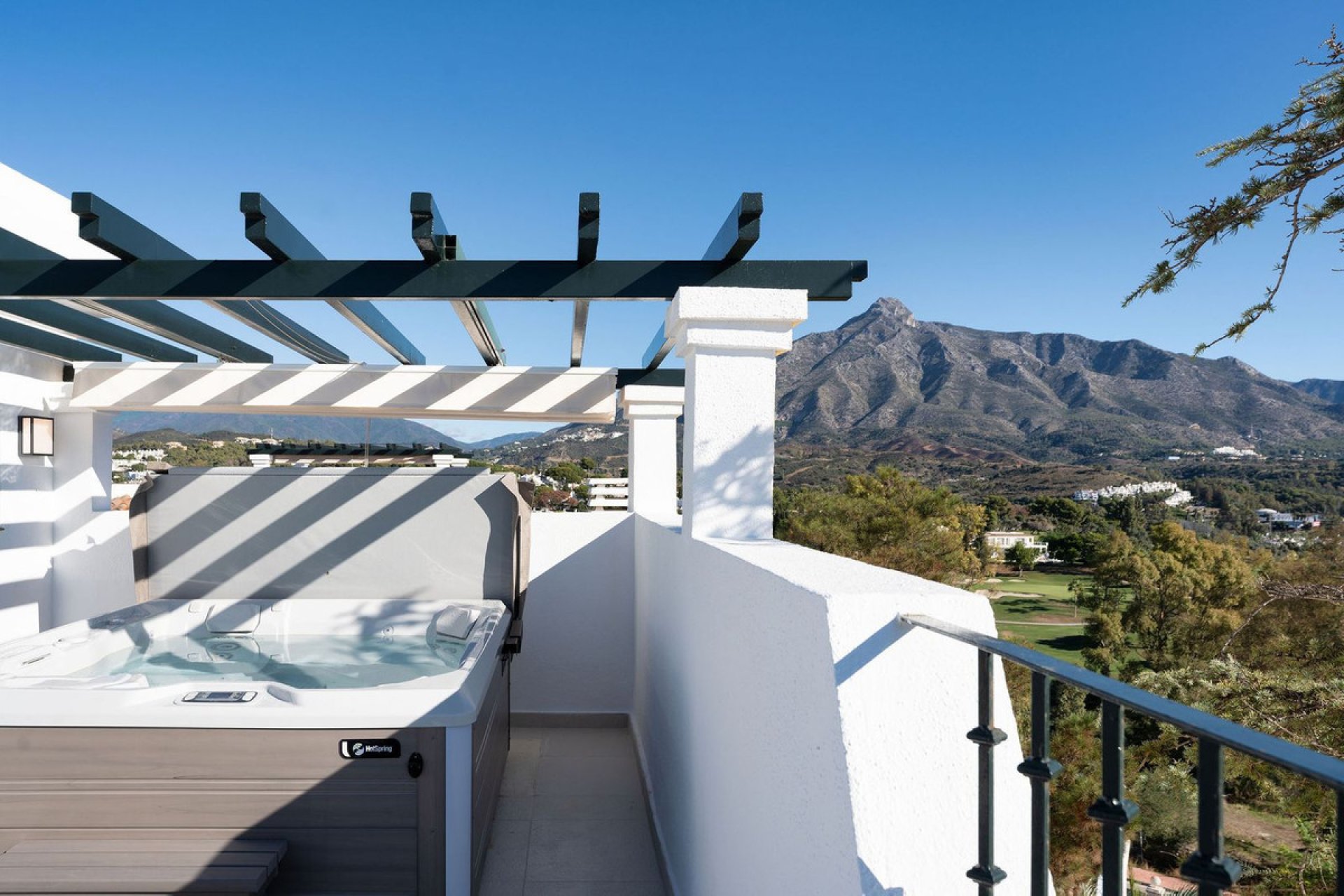 Resale - Apartment - Penthouse Duplex - Marbella - Nueva Andalucia