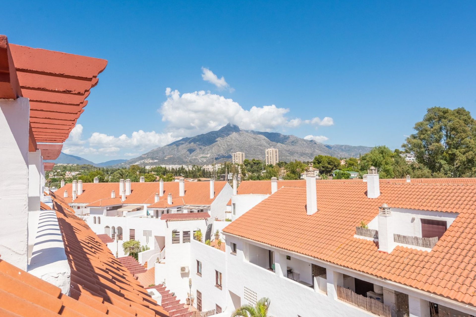 Resale - Apartment - Penthouse Duplex - Marbella - Nueva Andalucia