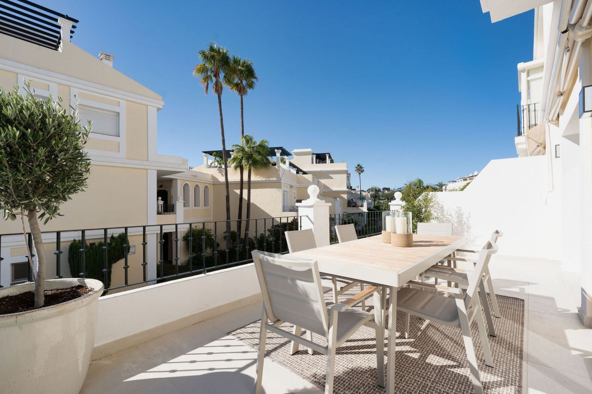 Resale - Apartment - Penthouse Duplex - Marbella - Nueva Andalucia