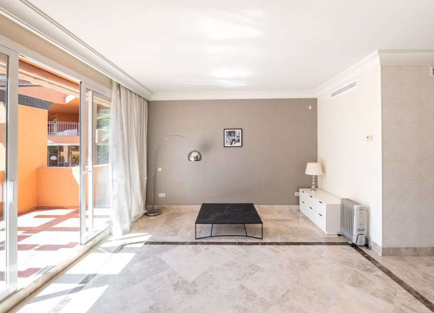 Resale - Apartment - Penthouse Duplex - Marbella - Nueva Andalucia