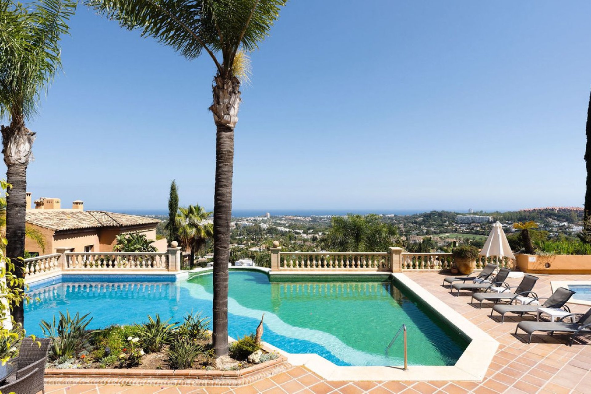 Resale - Apartment - Penthouse Duplex - Marbella - Nueva Andalucia