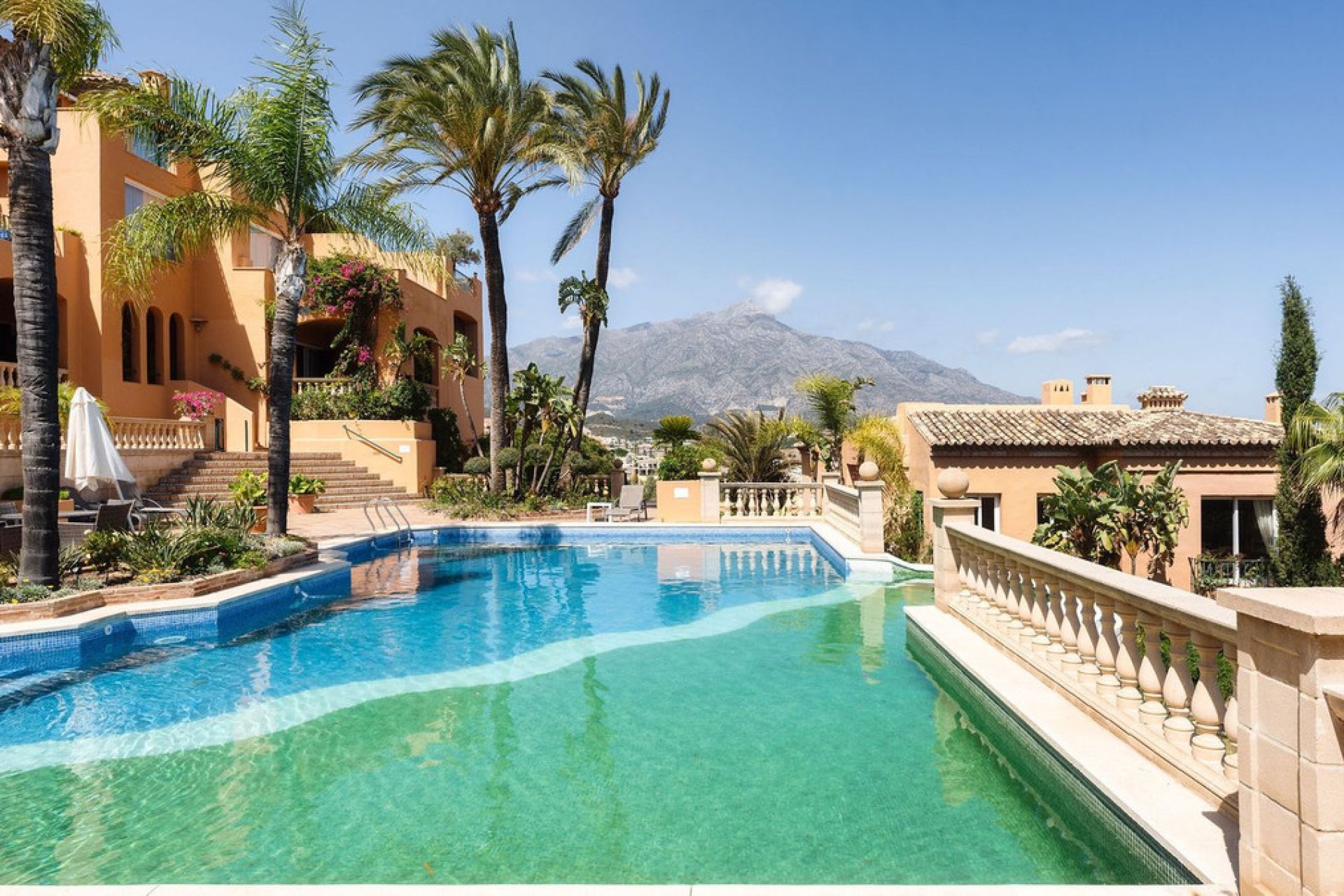 Resale - Apartment - Penthouse Duplex - Marbella - Nueva Andalucia