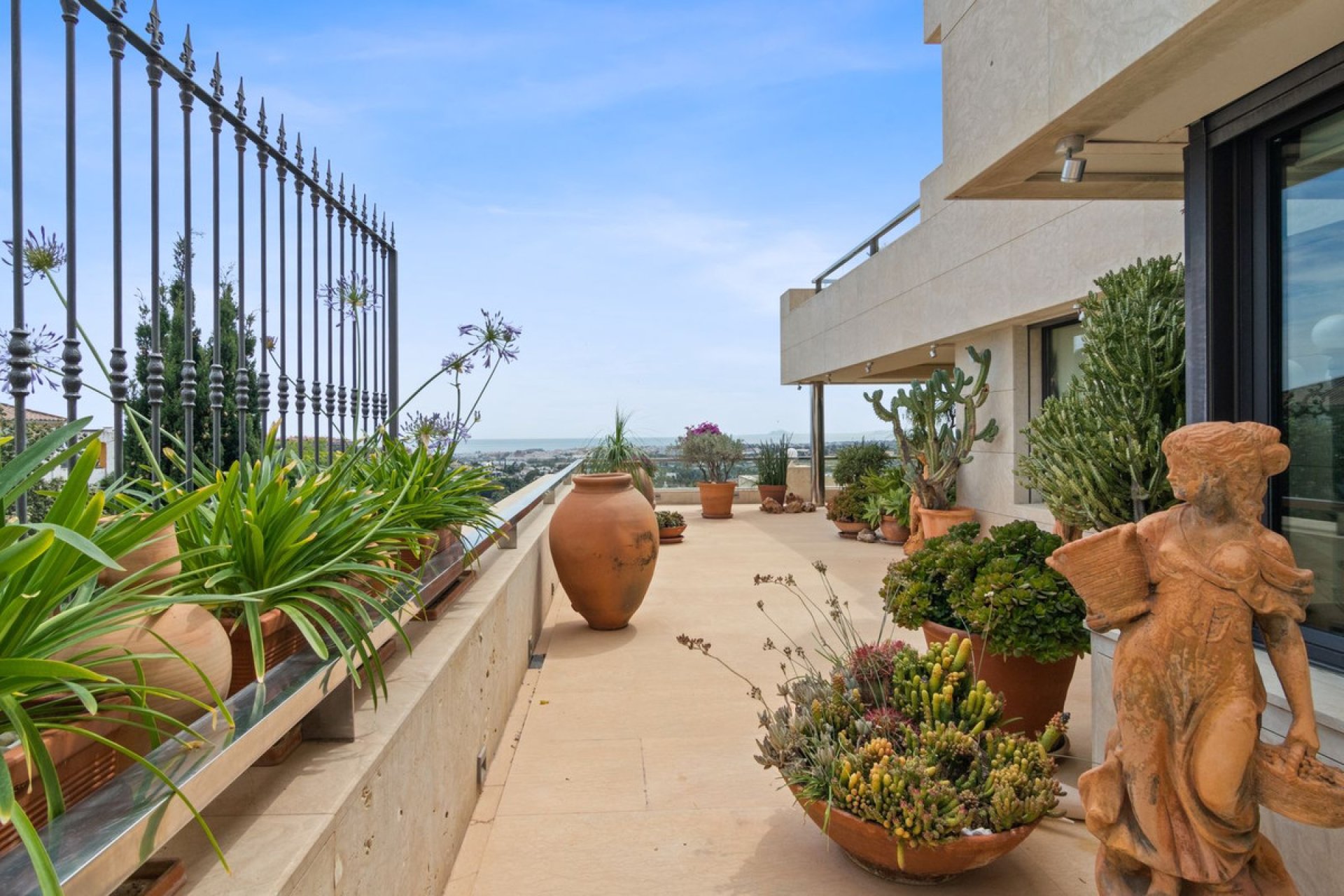 Resale - Apartment - Penthouse Duplex - Marbella - Nueva Andalucia