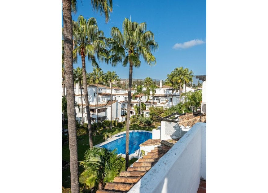 Resale - Apartment - Penthouse Duplex - Marbella - Nueva Andalucia