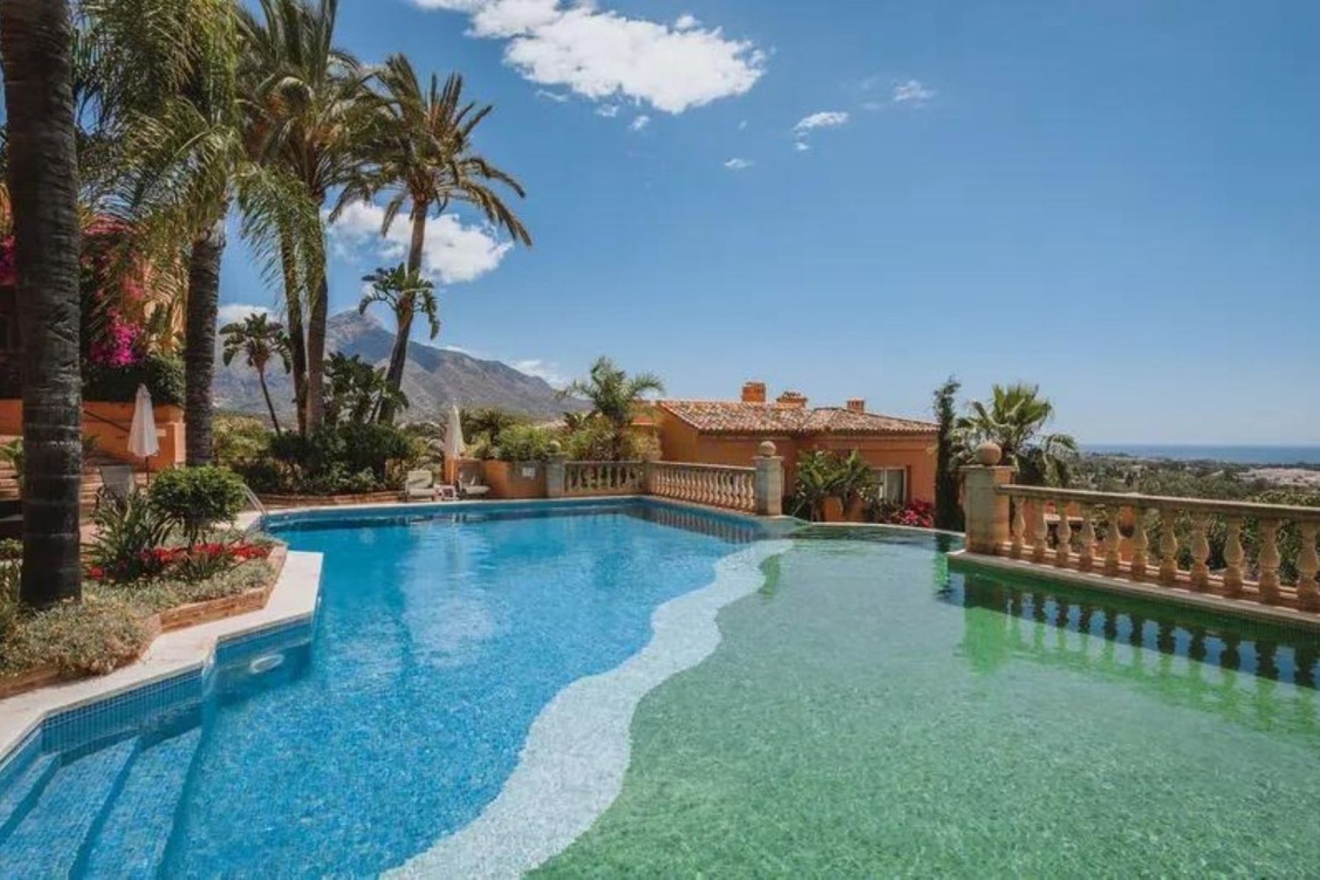 Resale - Apartment - Penthouse Duplex - Marbella - Nueva Andalucia