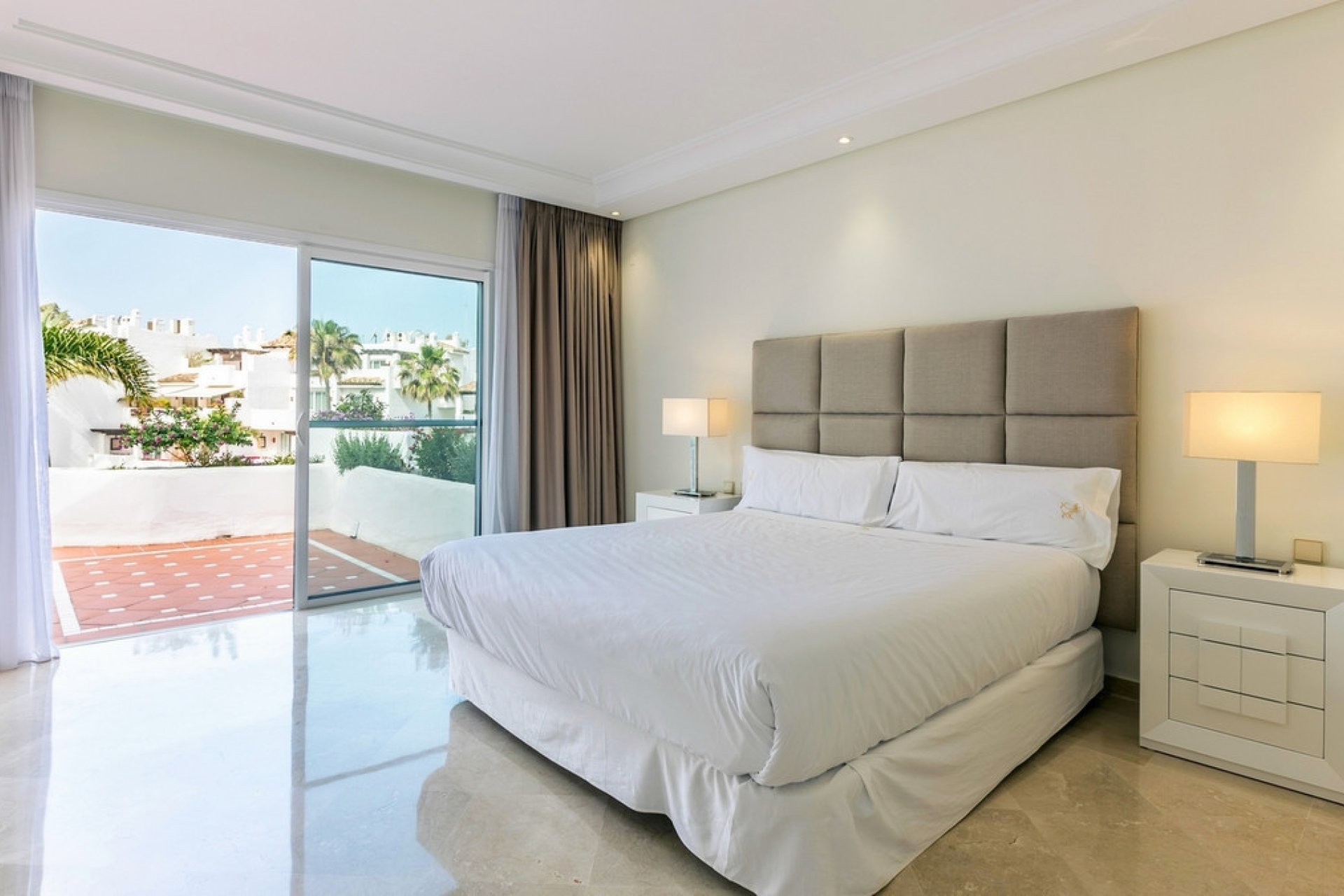 Resale - Apartment - Penthouse Duplex - Marbella - Puerto Banús