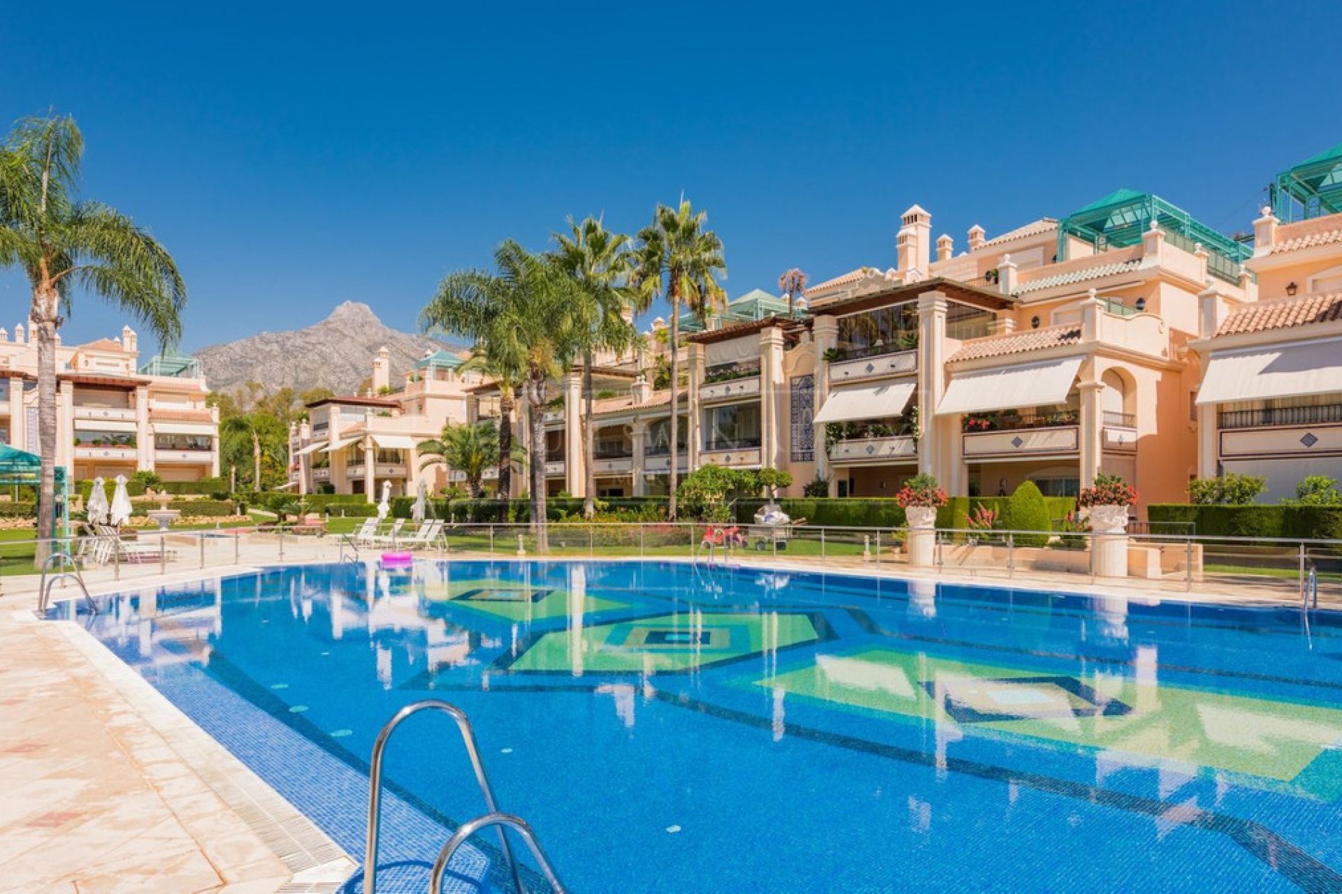 Resale - Apartment - Penthouse Duplex - Marbella - The Golden Mile