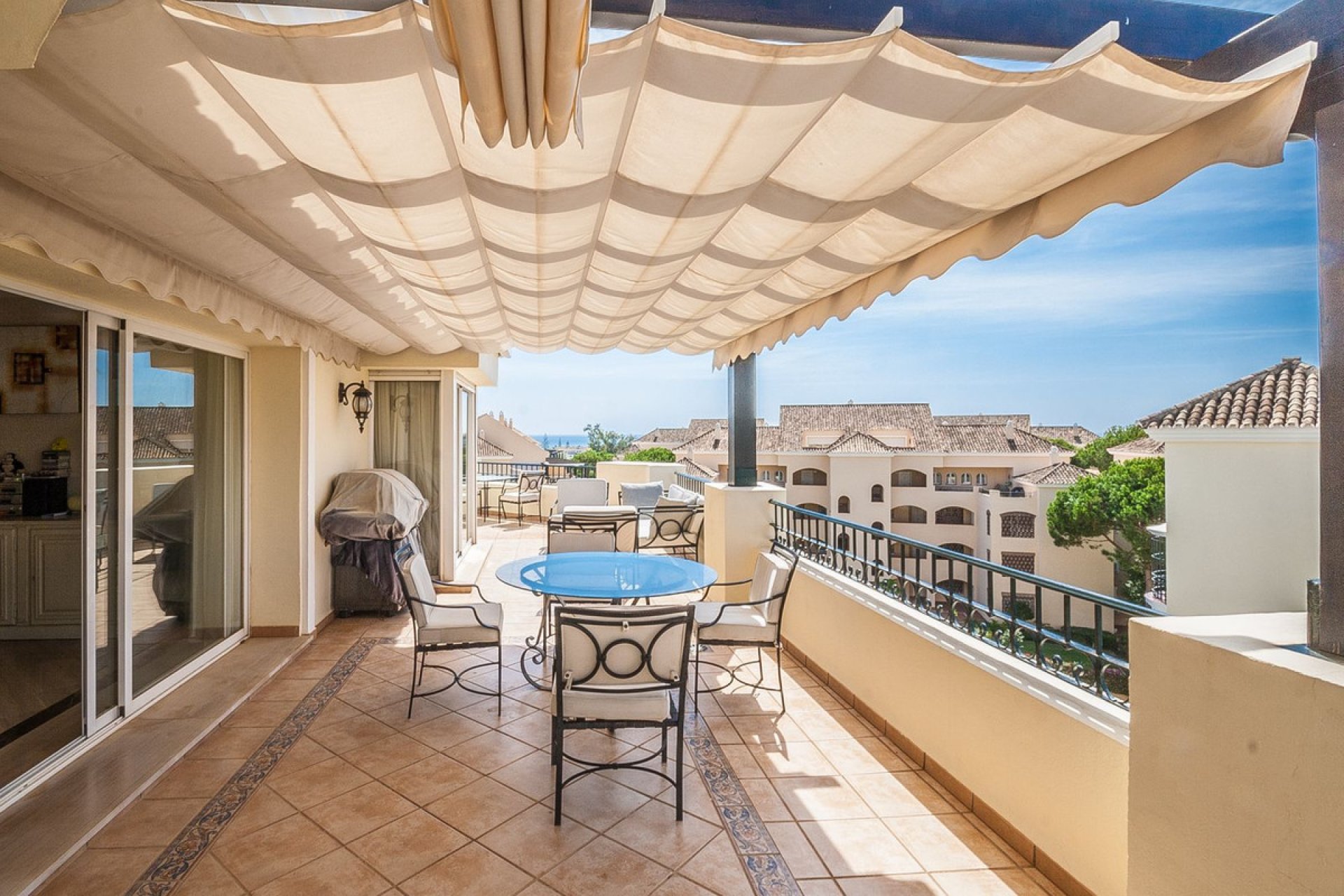 Resale - Apartment - Penthouse - Elviria