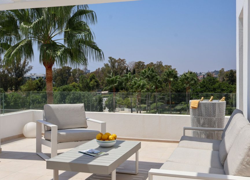 Resale - Apartment - Penthouse - Estepona - Atalaya