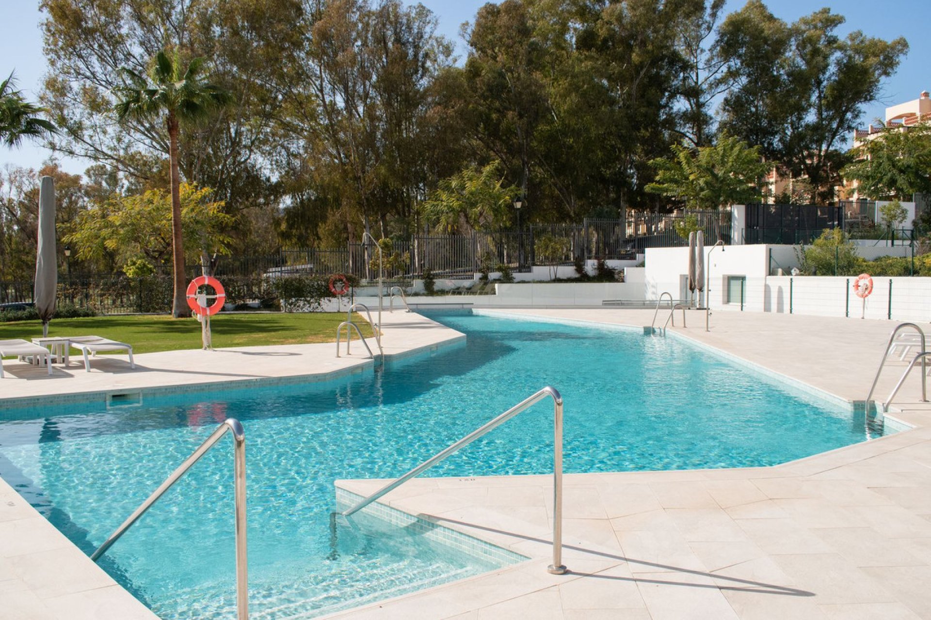 Resale - Apartment - Penthouse - Estepona - Atalaya