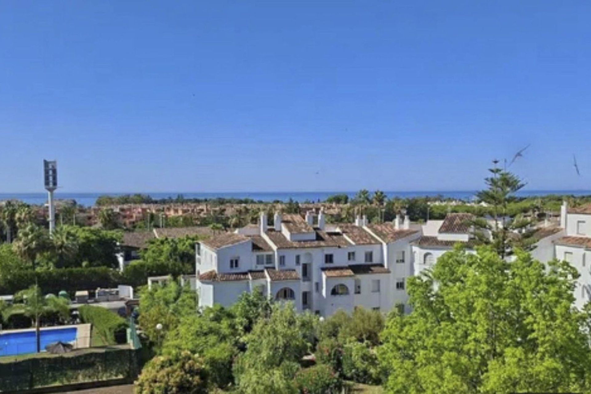 Resale - Apartment - Penthouse - Estepona - Atalaya