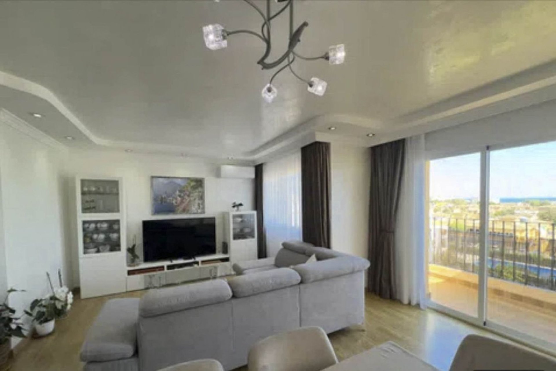 Resale - Apartment - Penthouse - Estepona - Atalaya