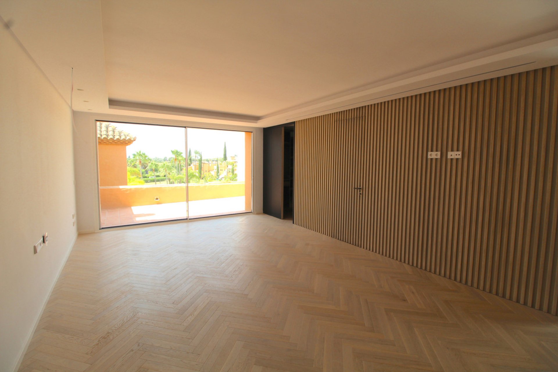 Resale - Apartment - Penthouse - Estepona - Atalaya