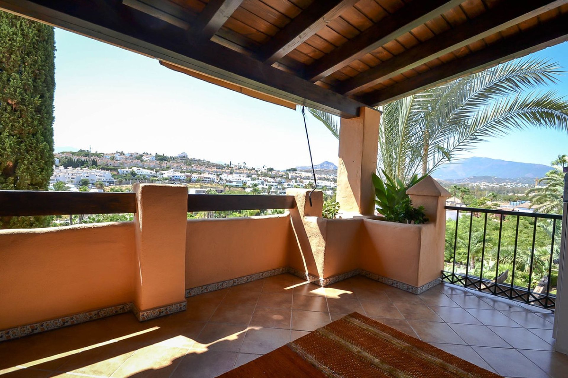 Resale - Apartment - Penthouse - Estepona - Atalaya