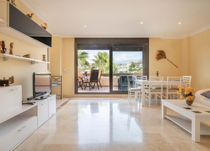 Resale - Apartment - Penthouse - Estepona - Atalaya