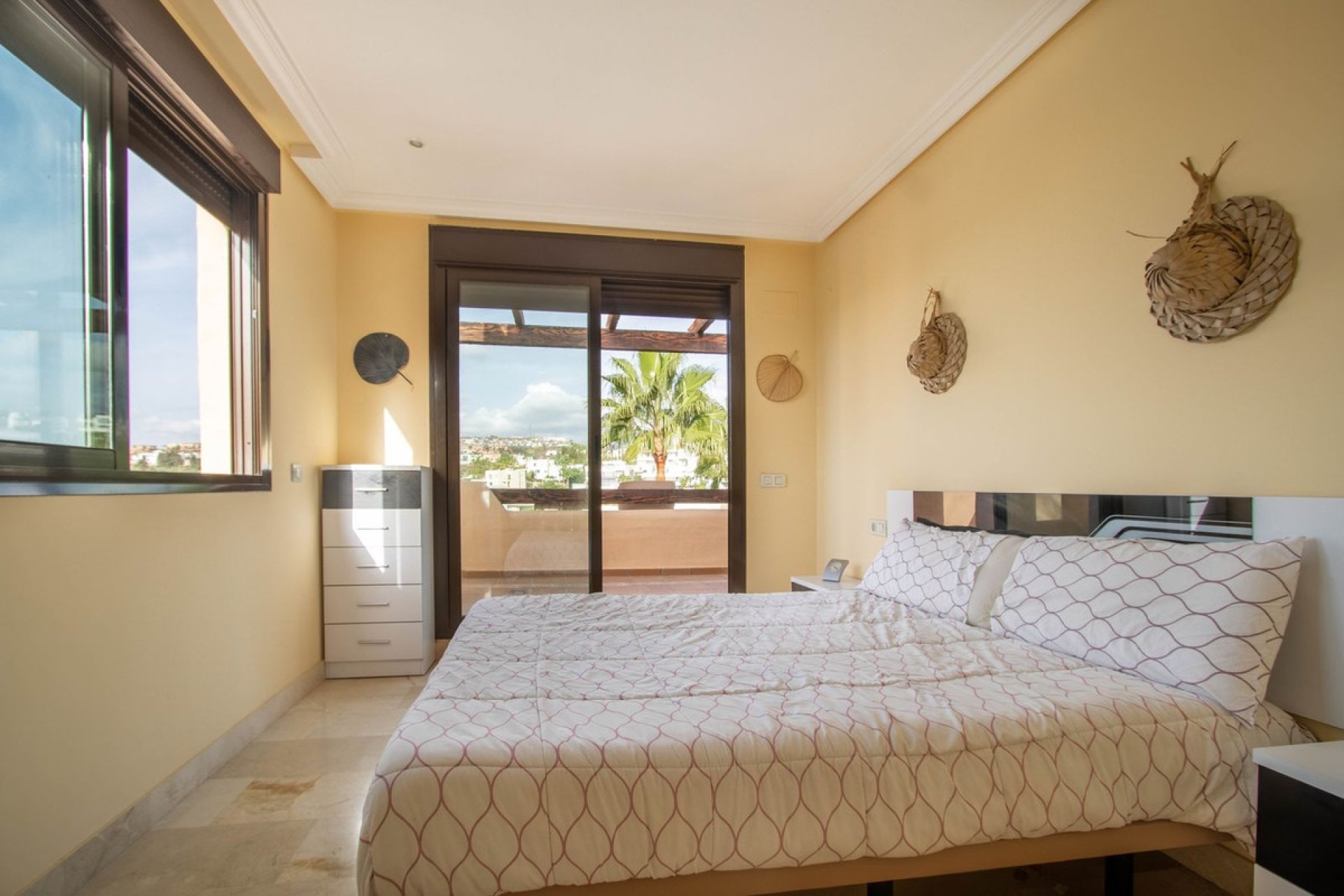 Resale - Apartment - Penthouse - Estepona - Atalaya