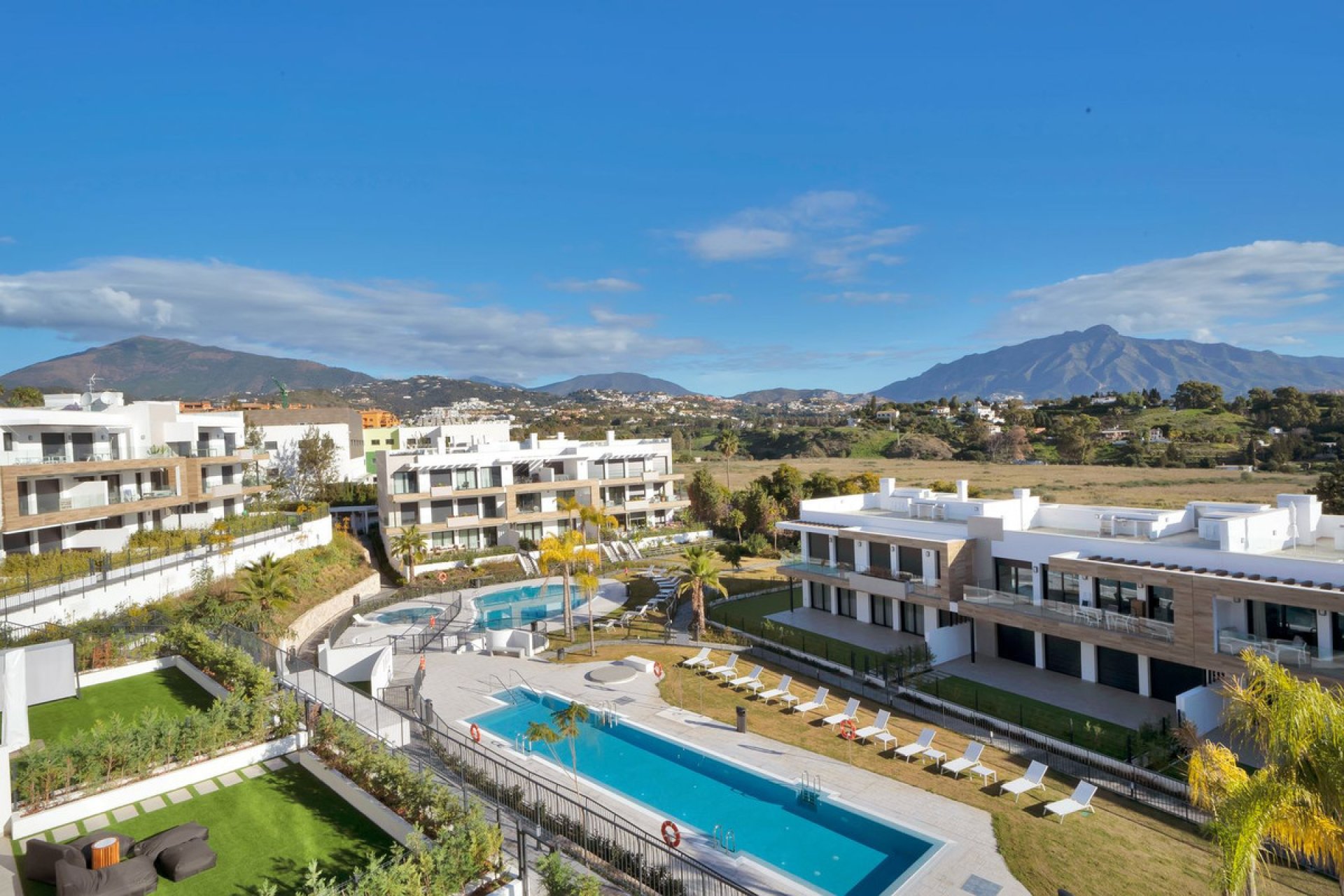 Resale - Apartment - Penthouse - Estepona - Atalaya