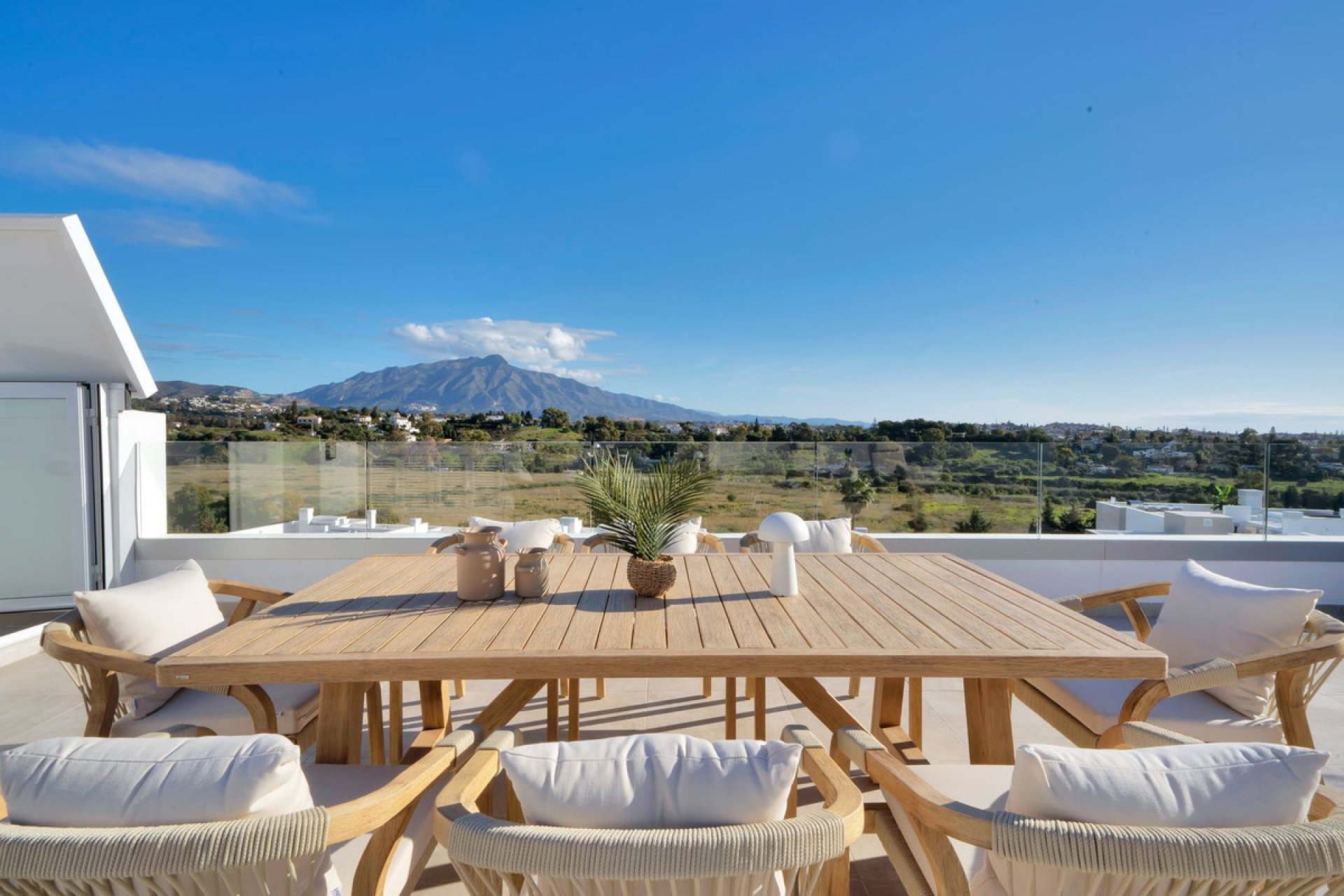 Resale - Apartment - Penthouse - Estepona - Atalaya